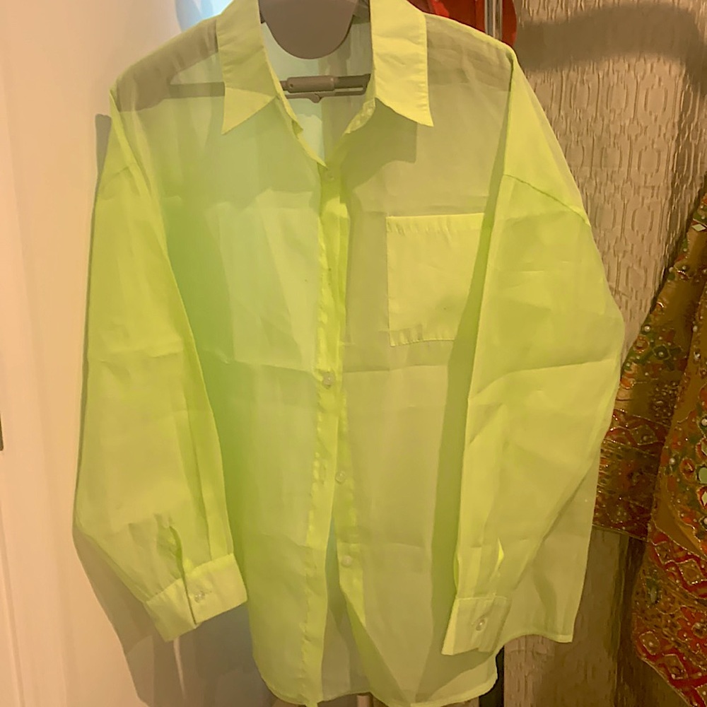 A beautiful shirt by Mantra lime green summer color